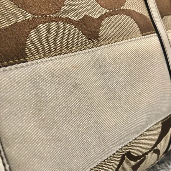 Tan and Brown Coach Signature C Tote Bag - Picture 9 of 10